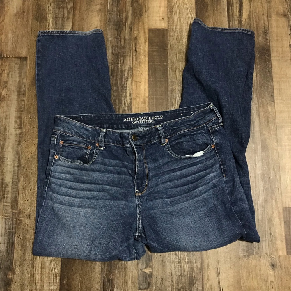 American Eagle Plus 18 Straight Super Stretch Jean